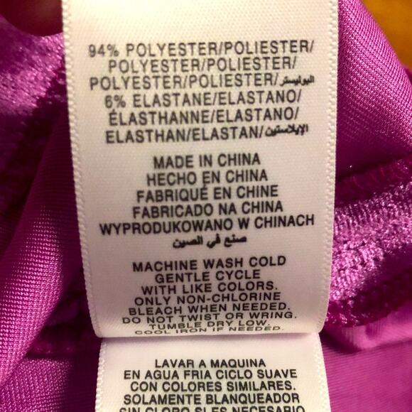 NWOT Ellen Tracy Fuchsia Crushed Velvet Flutter Sleeve Blouse Size Small - Picture 8 of 10